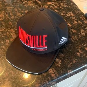 ADIDAS Louisville Cardinal Hat